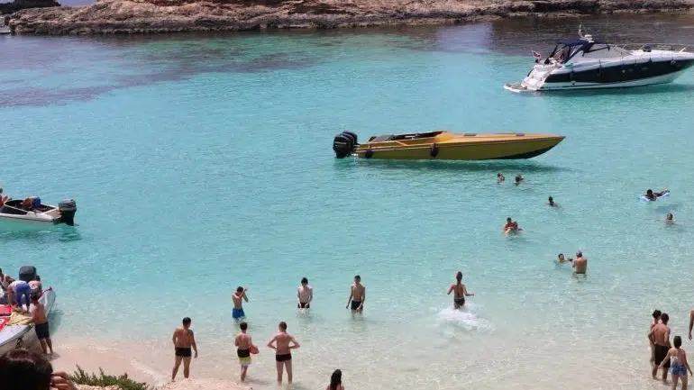 Blue Lagoon speedboats