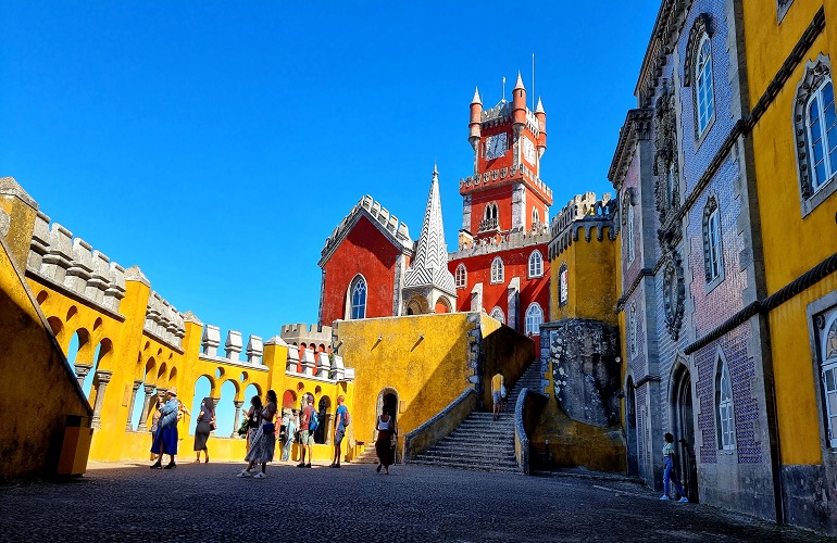 Best Things to Do in Sintra: The Fairy-tale Pena Palace - Your Sunday Guide