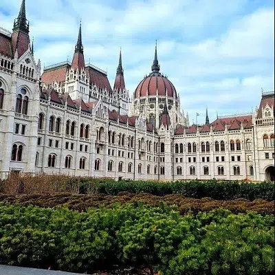 hungarian-parliament